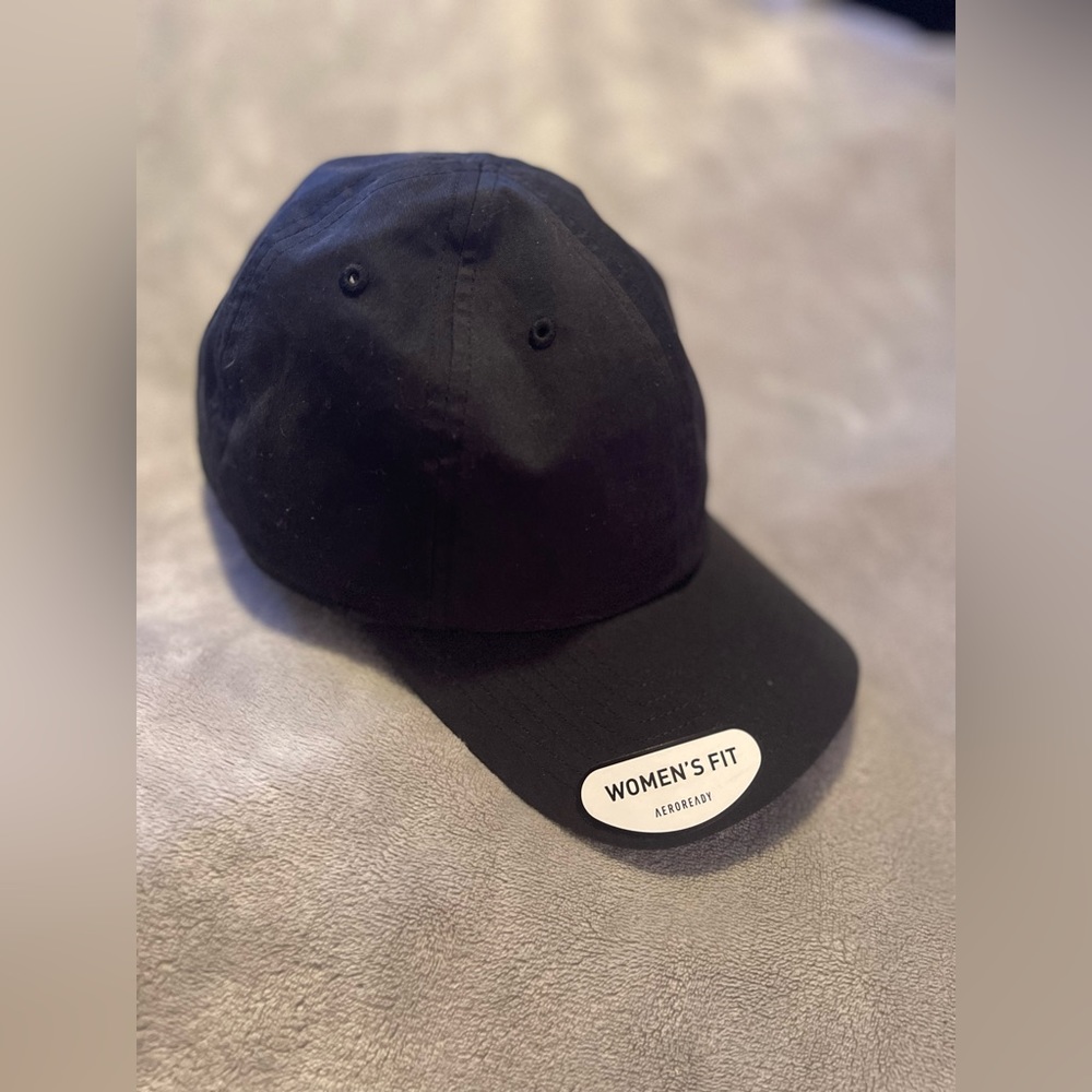 Adidas cap - Picture 2 of 6
